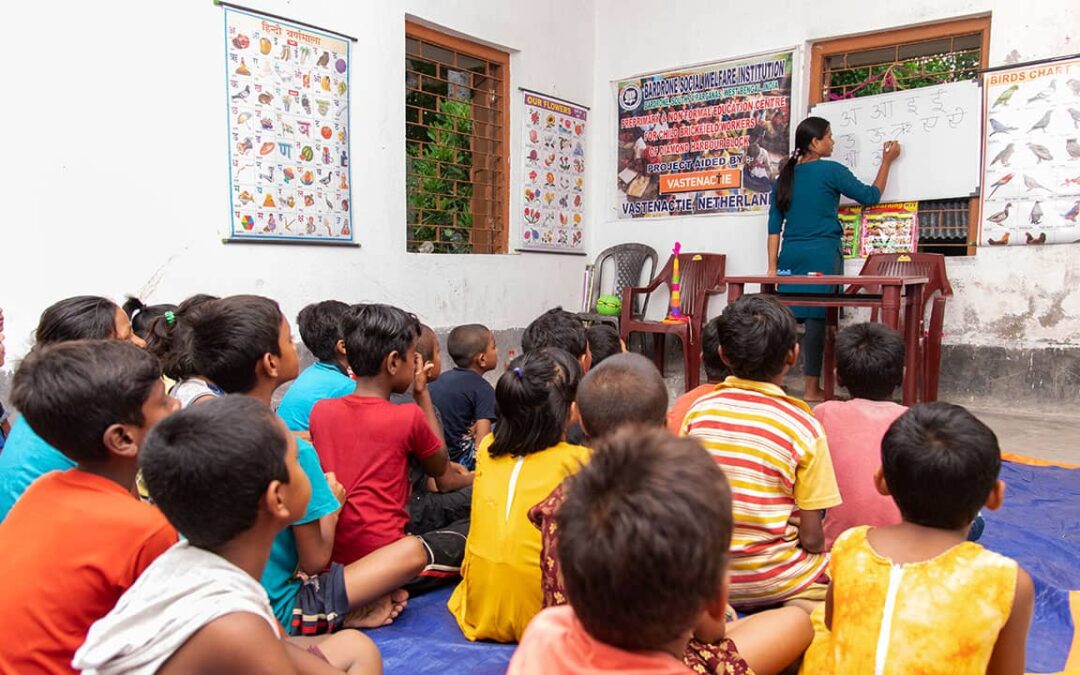 Included Hindi Language For The Migrated Children